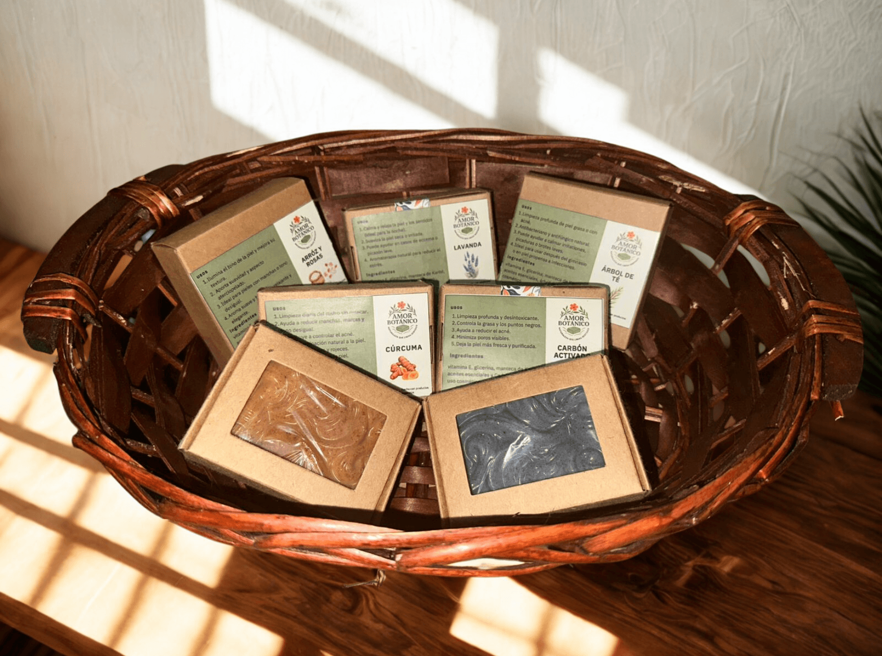 De la intención a la barra: La historia de Amor Botánico.